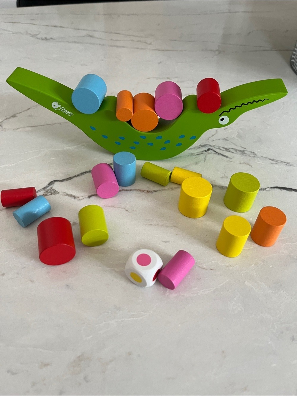 Classic Crocodile Balance Game – Green Crocodile with Multicolor Cylinders